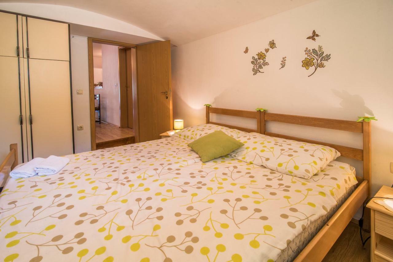 Apartmani Marija Малинська Екстер'єр фото
