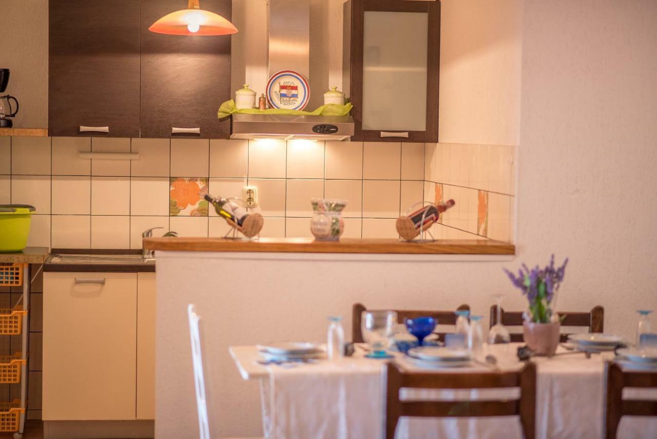 Apartmani Marija Малинська Екстер'єр фото